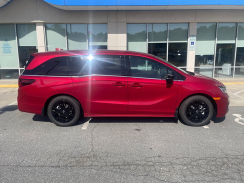 New 2026 Honda Odyssey Sport-L image 8