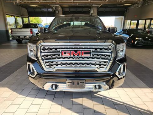 Used 2020 GMC Sierra 1500 Denali w/ Denali Ultimate Package AWD/4WD image 2
