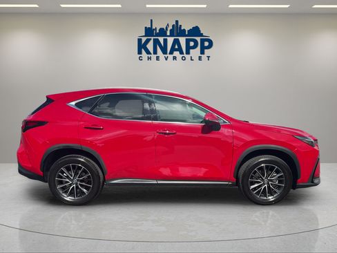 Used 2024 Lexus NX 250 FWD w/ Cold Area Package image 6