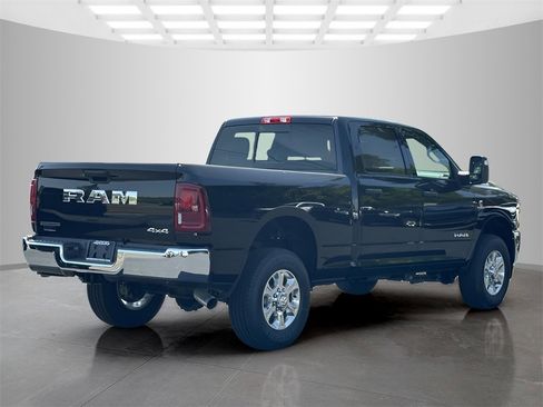 New 2025 RAM 2500 Big Horn image 8