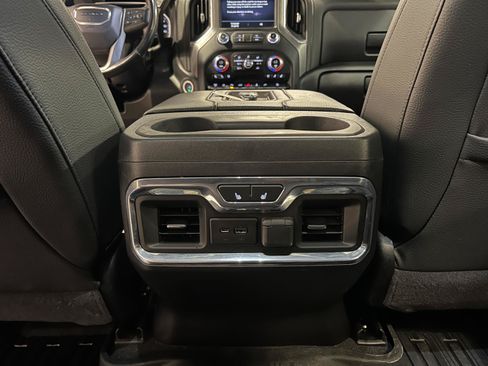 Used 2020 GMC Sierra 2500 Denali w/ Denali Ultimate Package AWD/4WD image 30