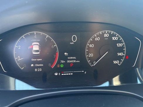 Used 2025 Honda Civic Sport image 9