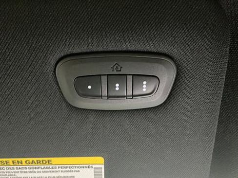 New 2026 Jeep Cherokee Overland w/ Trailer Tow Group image 18