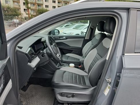 Used 2022 Volkswagen Taos SEL AWD/4WD image 6