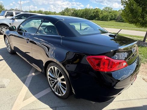 Used 2013 INFINITI G37 Convertible w/ Premium Pkg RWD image 10
