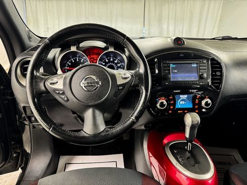 Used 2014 Nissan Juke SV w/ Navigation Package image 11