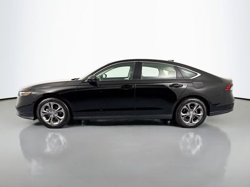 Certified 2024 Honda Accord EX image 8