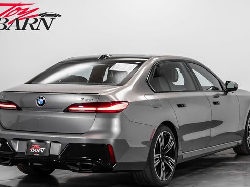 Used 2024 BMW 760i xDrive 760i xDrive w/ Executive Package image 5
