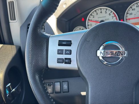 Used 2013 Nissan Xterra PRO-4X AWD/4WD image 27