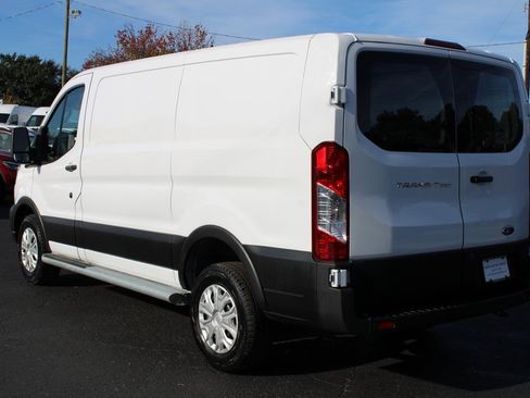 Used 2024 Ford Transit 250 Low Roof w/ Exterior Upgrade Package image 14