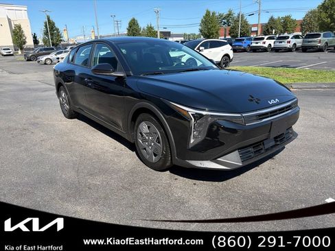 New 2026 Kia K4 FWD image 5