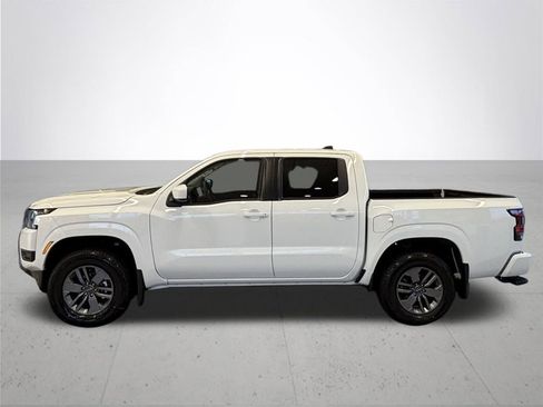 New 2026 Nissan Frontier SV w/ All-Weather Content Package AWD/4WD image 11