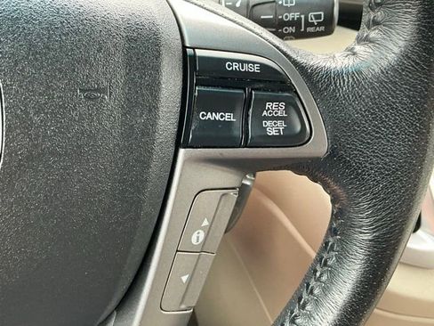 Used 2012 Honda Odyssey Touring image 19