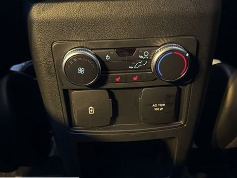 Used 2020 Ford Explorer ST w/ ST Street Pack image 33