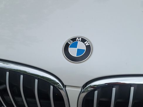 Used 2018 BMW X1 sDrive28i w/ Convenience Package FWD image 5