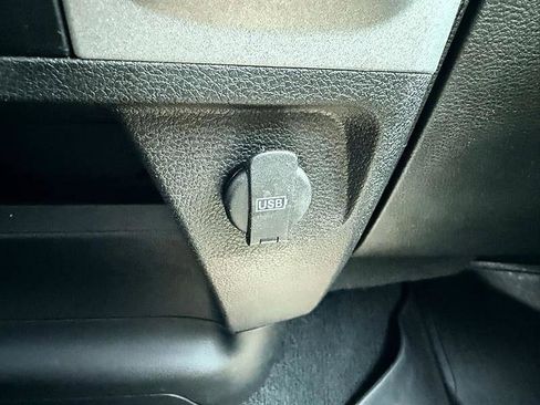 Used 2020 RAM 1500 Express w/ Express Value Package RWD image 30