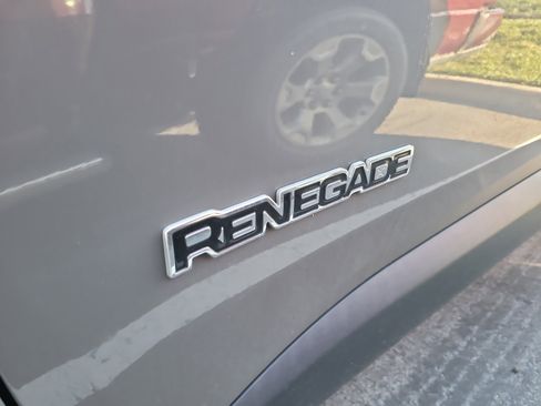 Used 2021 Jeep Renegade Limited w/ Sun & Sound Group AWD/4WD image 9