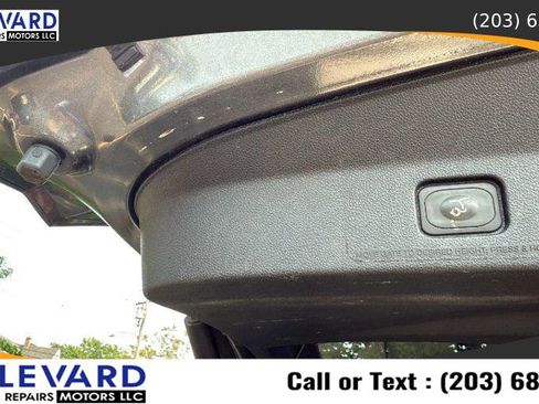 Used 2016 Ford Explorer Limited image 34