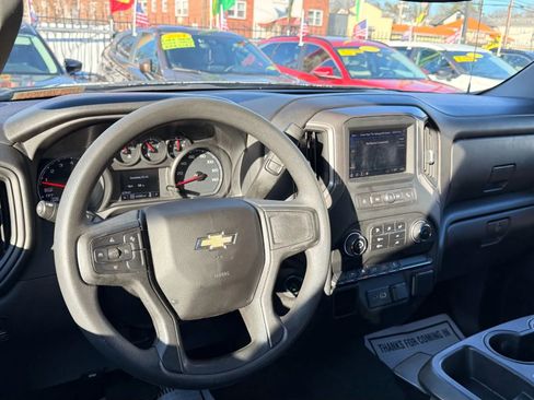 Used 2023 Chevrolet Silverado 1500 Custom image 17