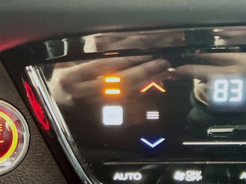 Used 2020 Honda HR-V EX image 19