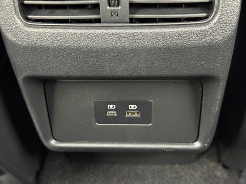 Used 2023 Nissan Rogue SV FWD image 29