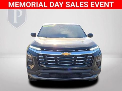 New 2026 Chevrolet Equinox LT w/ Convenience Package II FWD image 12