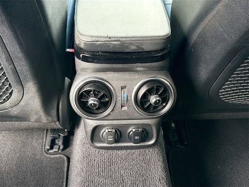 Used 2022 Kia Stinger GT-Line w/ Sun & Sound Package image 28