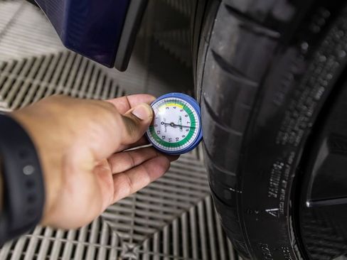 Used 2023 Jaguar F-TYPE Coupe image 40