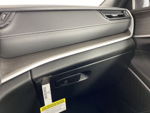 New 2026 Jeep Grand Cherokee Limited image 31