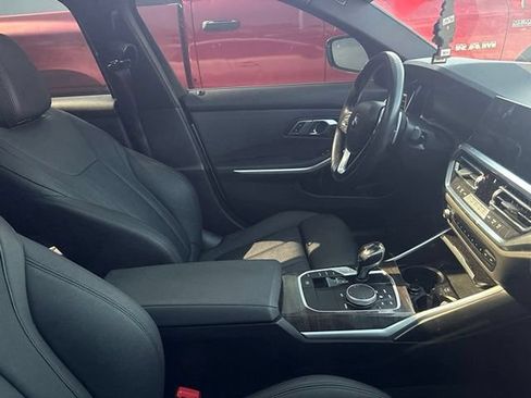 Used 2020 BMW 330i Sedan w/ Convenience Package RWD image 9