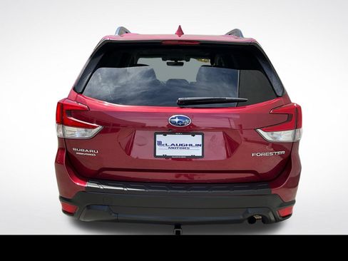Used 2020 Subaru Forester Premium AWD/4WD image 4