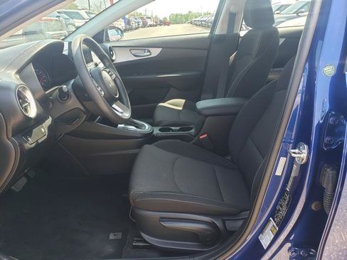 Certified 2024 Kia Forte LXS FWD image 11