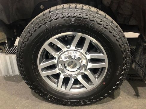 Used 2019 Ford F350 Lariat w/ Camper Package image 24