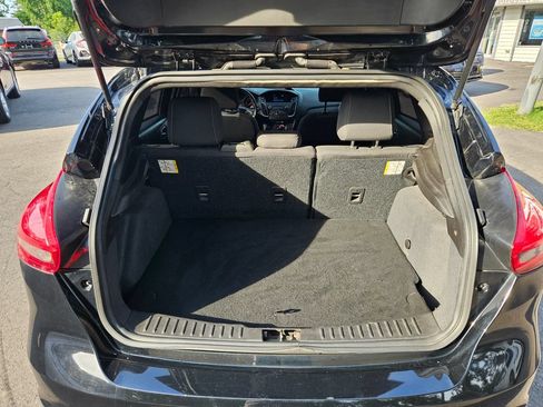 Used 2018 Ford Focus ST FWD image 20