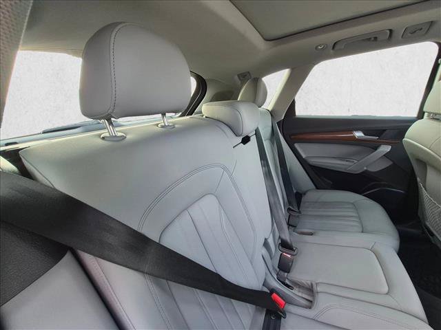 Used 2022 Audi Q5 2.0T Premium Plus AWD/4WD image 15