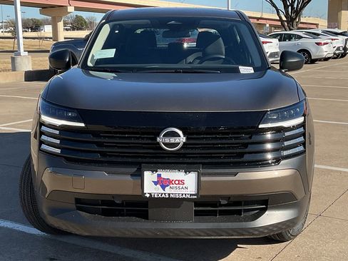 New 2026 Nissan Kicks S image 3