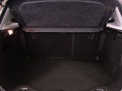 Used 2021 Chevrolet Trax LT w/ Driver Confidence Package image 28