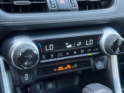 Certified 2023 Toyota RAV4 XLE Premium image 20