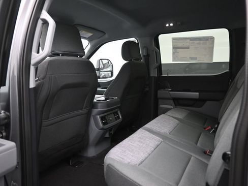 New 2026 Ford F250 XLT w/ XLT Premium Package AWD/4WD image 2
