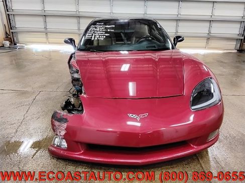 Used 2005 Chevrolet Corvette Coupe w/ Preferred Equipment Group RWD image 6