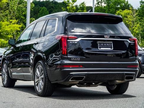 Used 2024 Cadillac XT6 Premium Luxury FWD image 11
