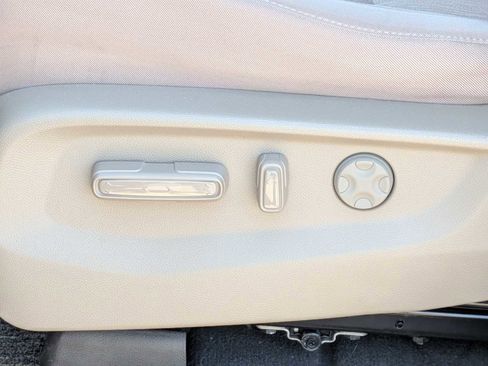 Used 2023 Honda Odyssey EX image 16