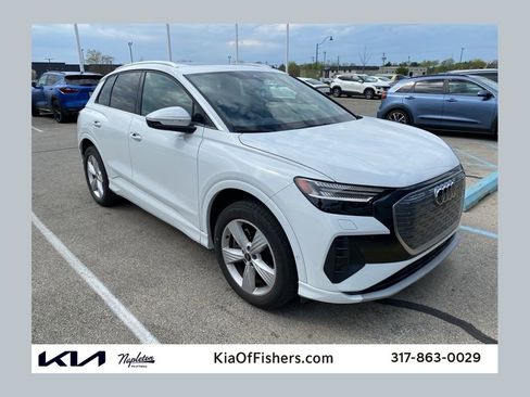 Used 2022 Audi Q4 e-tron Prestige image 1