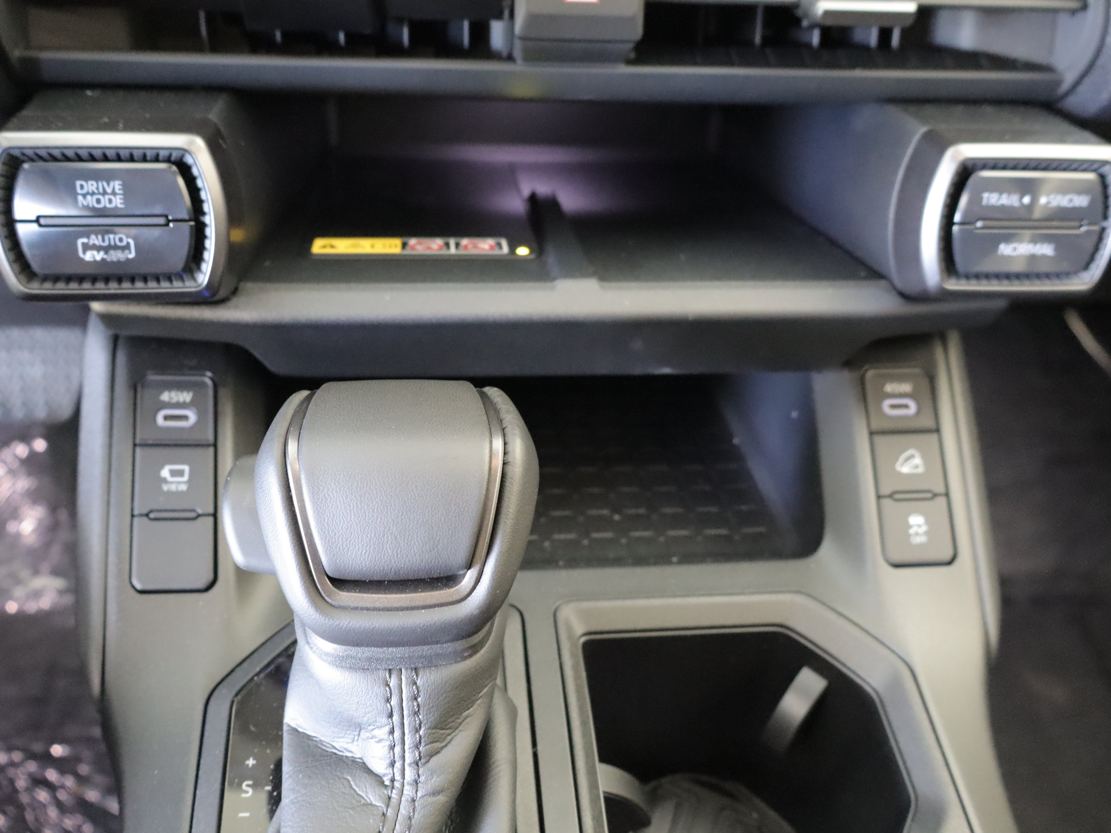 Used 2026 Toyota RAV4 XSE w/ Weather Package AWD/4WD image 16