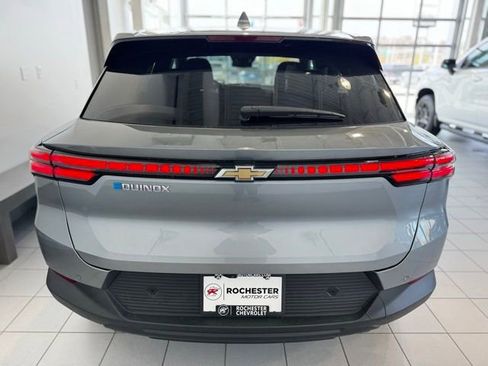 New 2026 Chevrolet Equinox EV LT image 35