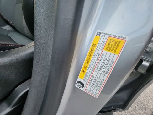 Certified 2024 Chevrolet Equinox RS image 37