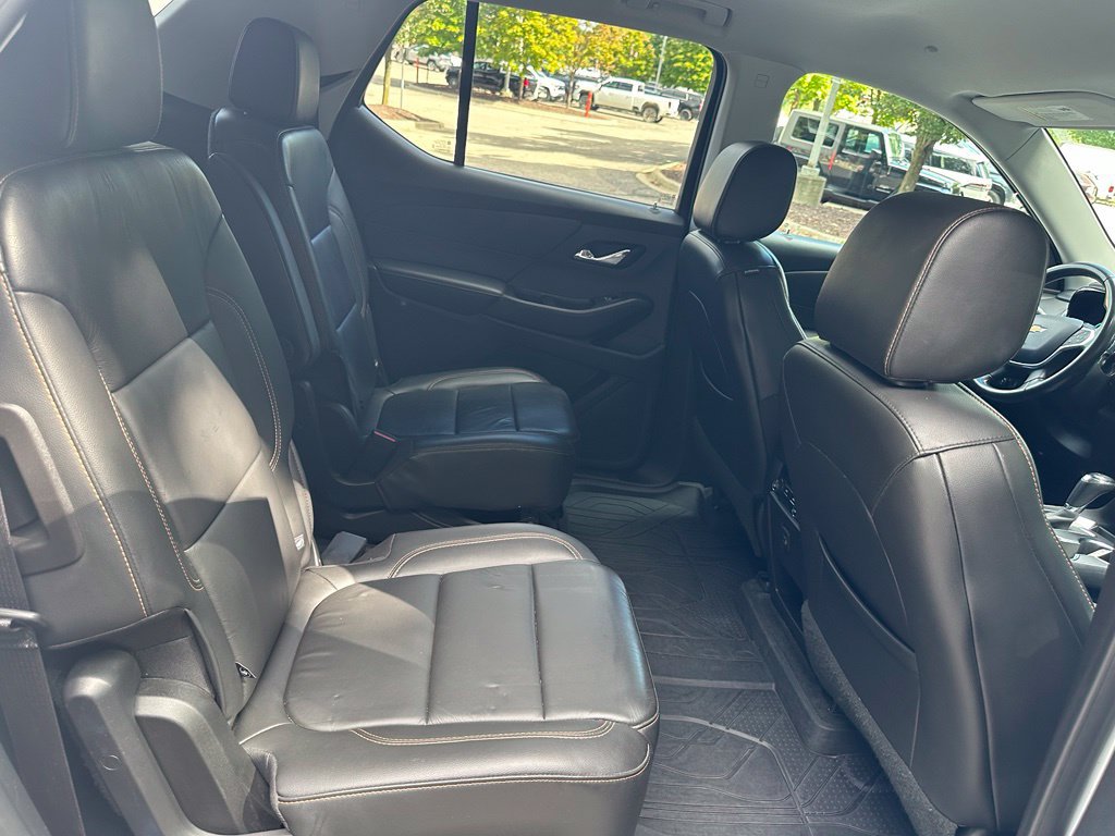 Used 2020 Chevrolet Traverse LT w/ LPO, Floor Liner Package AWD/4WD image 29