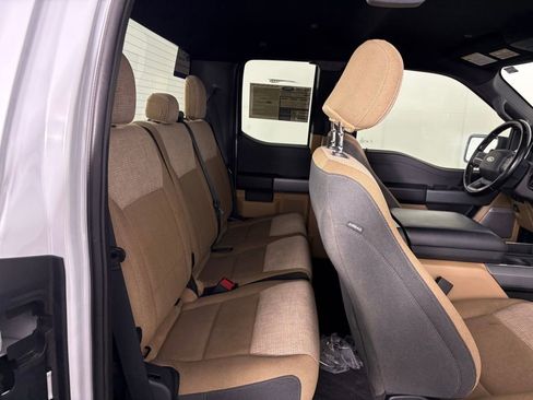 Certified 2021 Ford F150 XLT w/ Equipment Group 302A High image 33