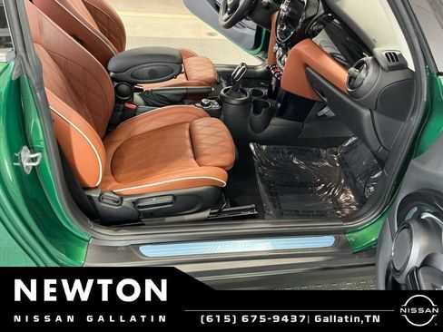 Used 2023 MINI Cooper S w/ Signature Upholstery Package FWD image 17