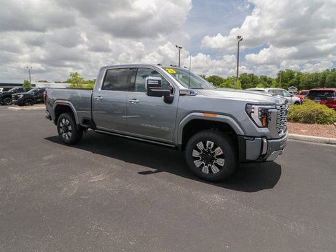 New 2025 GMC Sierra 2500 Denali w/ Denali Reserve Package image 12